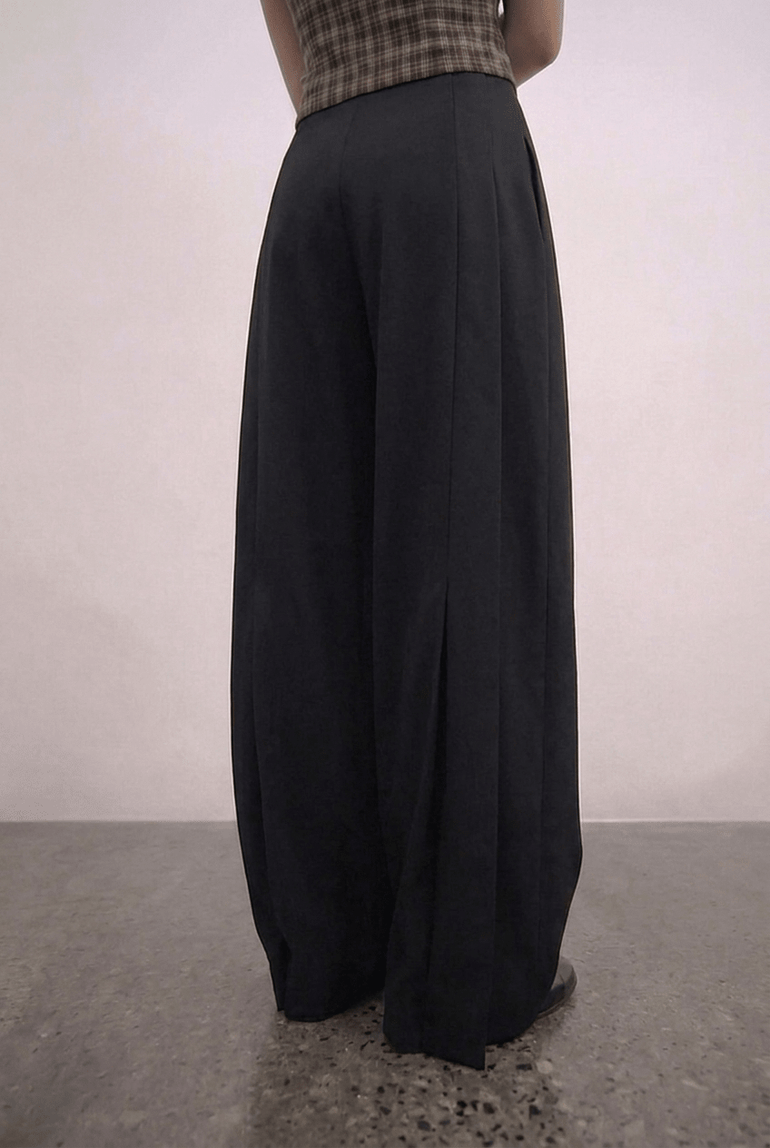 Black Ascent Drape Pants - BEEGLEE
