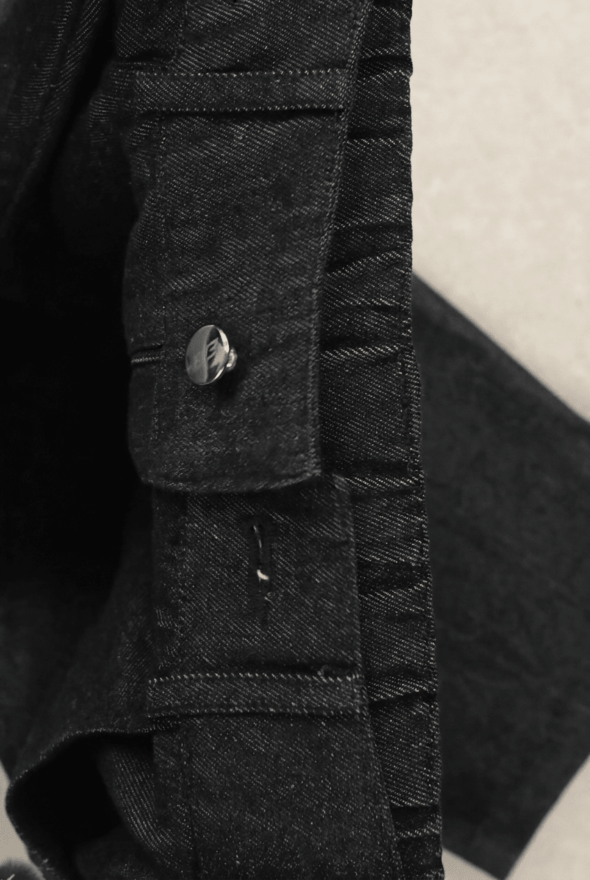 Black Banana Jeans - BEEGLEE