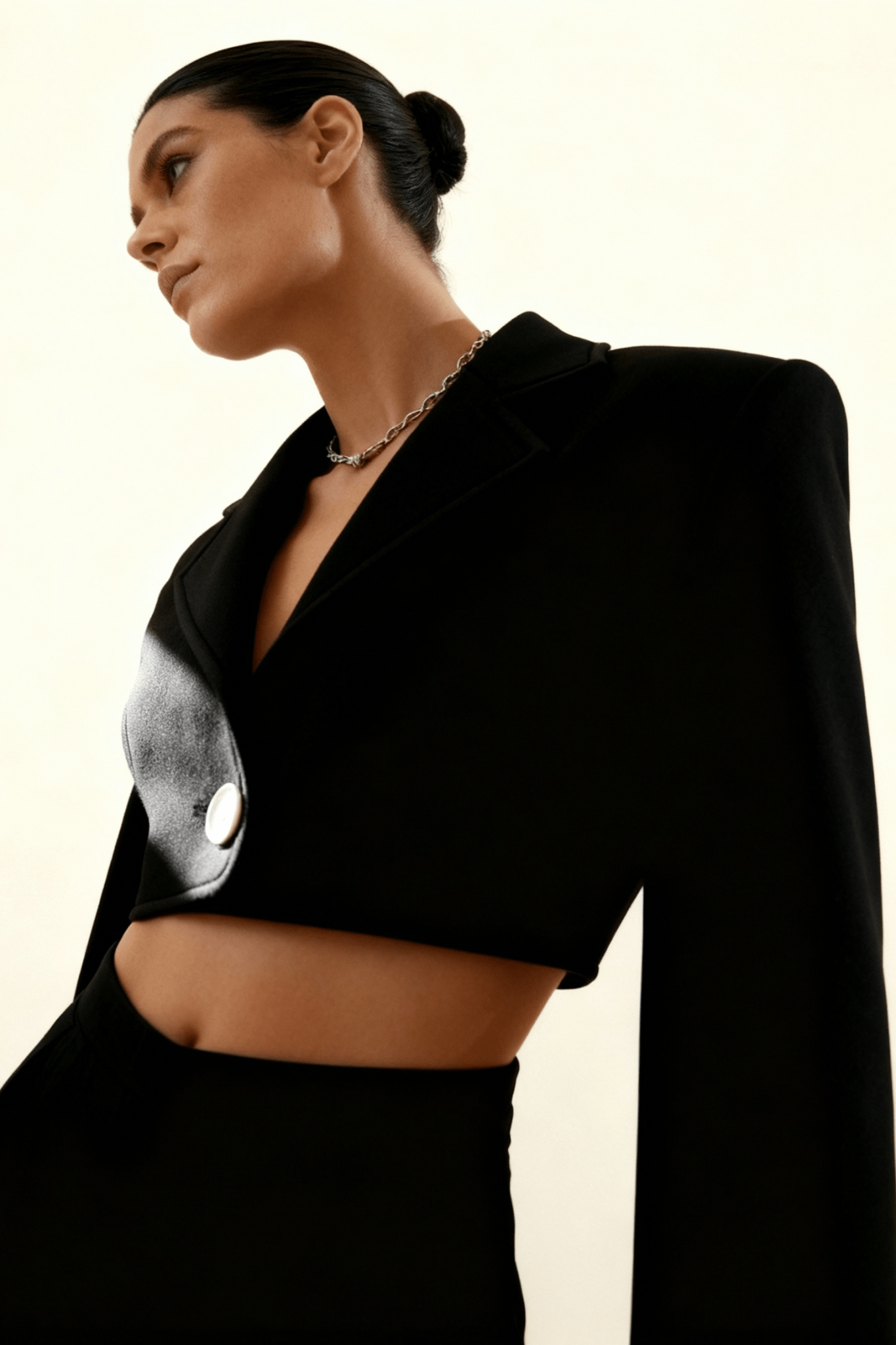 Black Blockframe Cropped Blazer - BEEGLEE