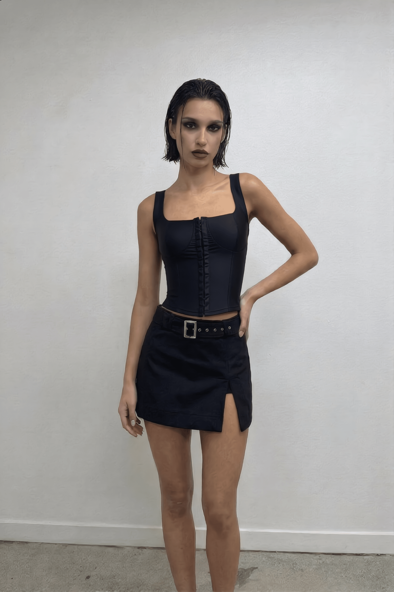 Black Blush Belted Skirt - BEEGLEE