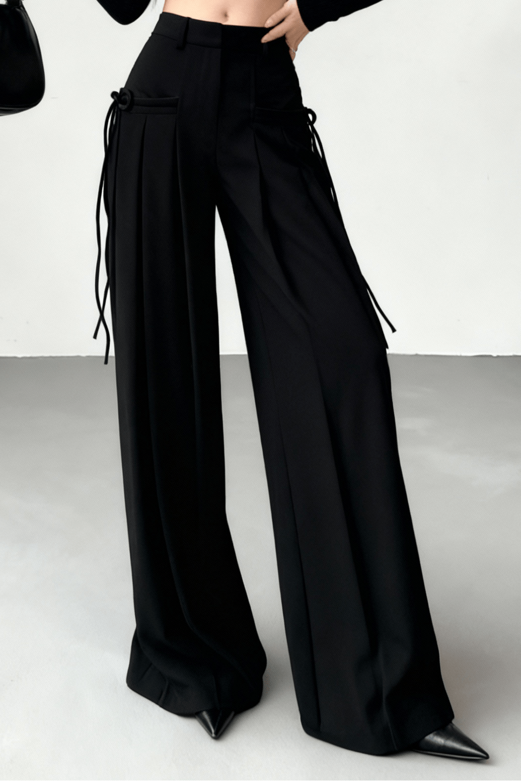 Black Cinch Linen Trousers - BEEGLEE