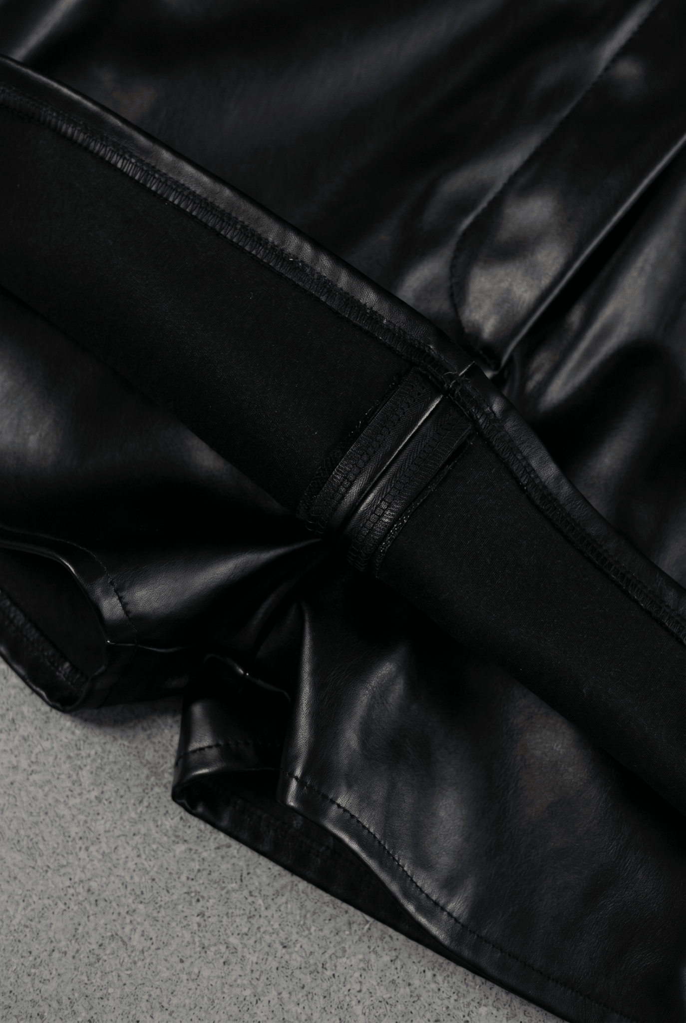 Black Core Leather Skort - BEEGLEE
