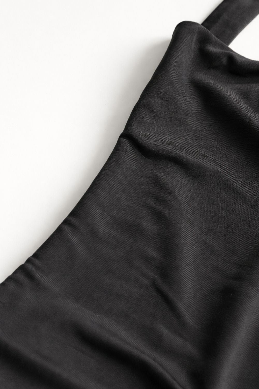 Black Crossback bodysuit - BEEGLEE