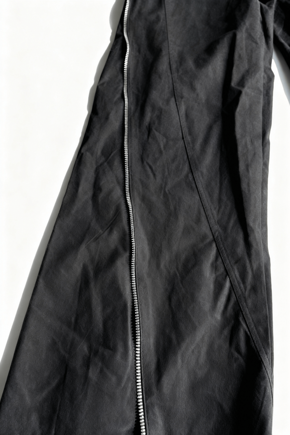 Black EdgeZip pants - BEEGLEE