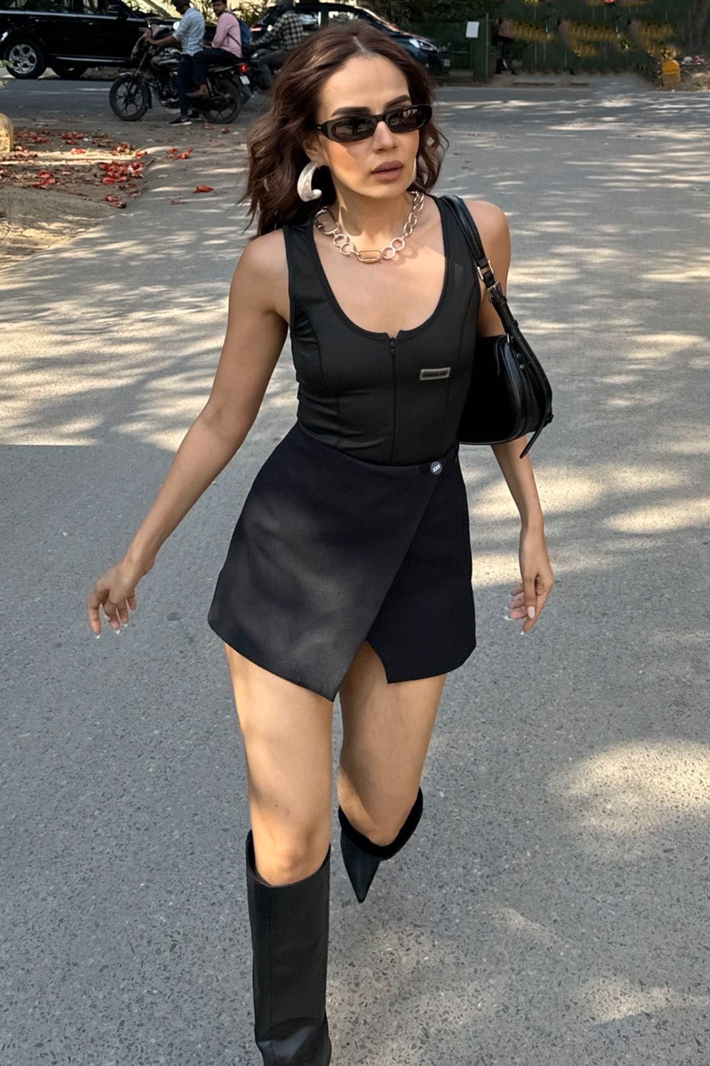 Black Nyx Zip Up Bodysuit - BEEGLEE