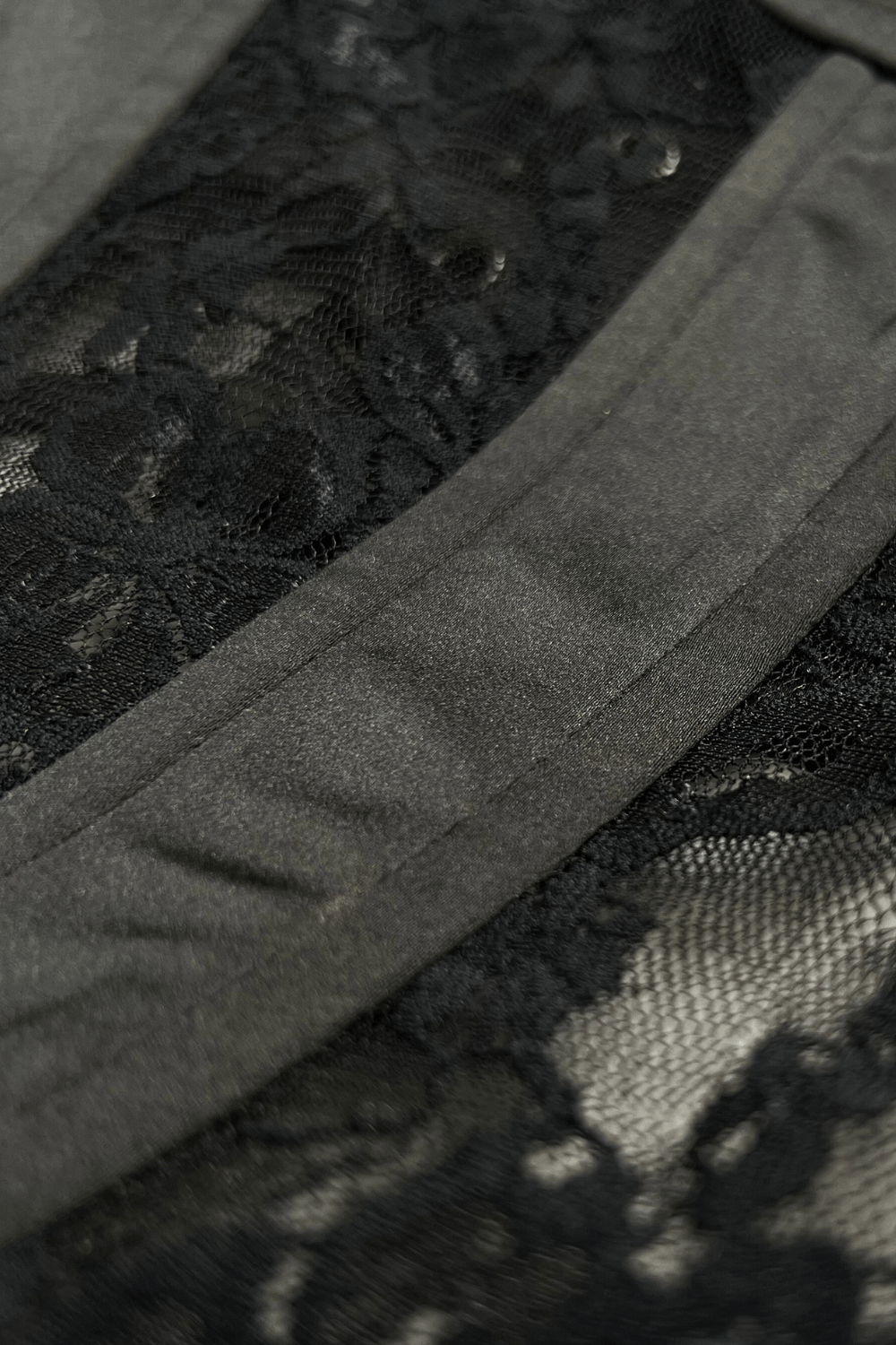 Black Ophelia Lace corset - BEEGLEE