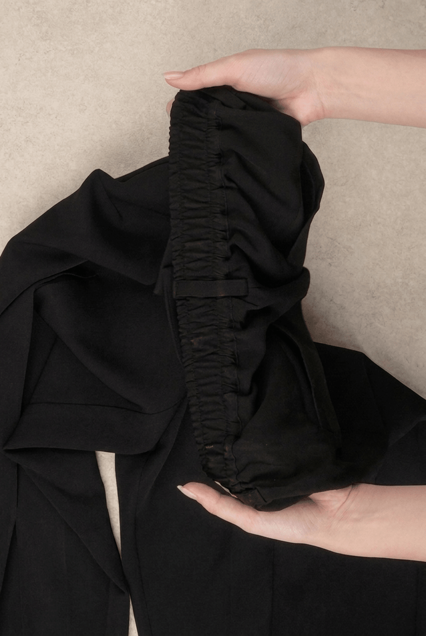Black Protagonist Pants - BEEGLEE
