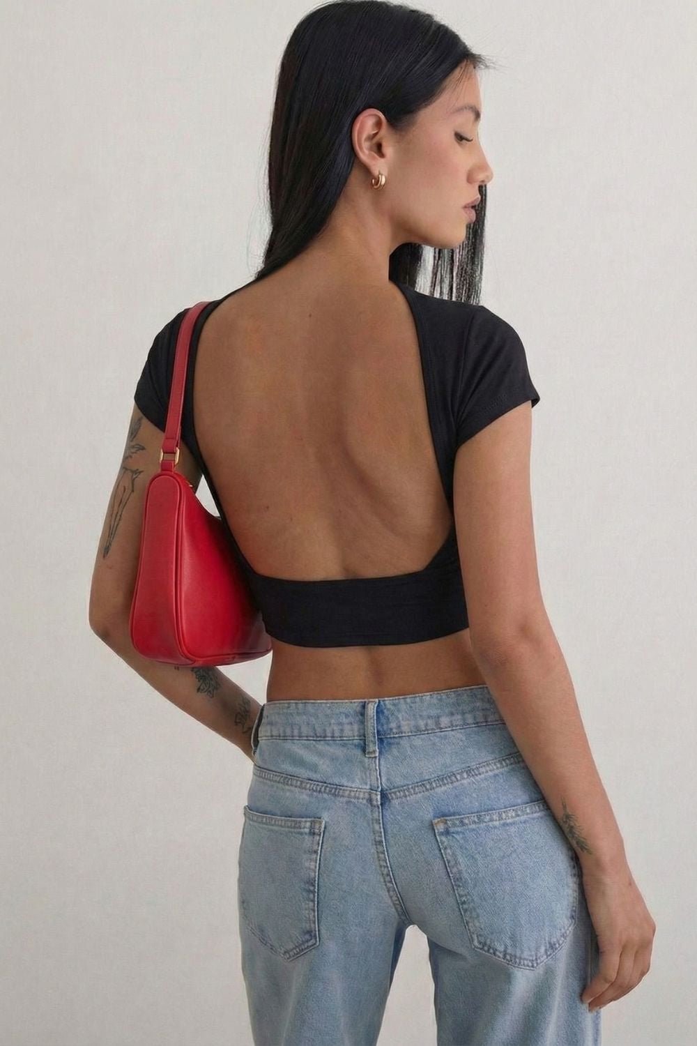 Black Retro Backless Tee - BEEGLEE