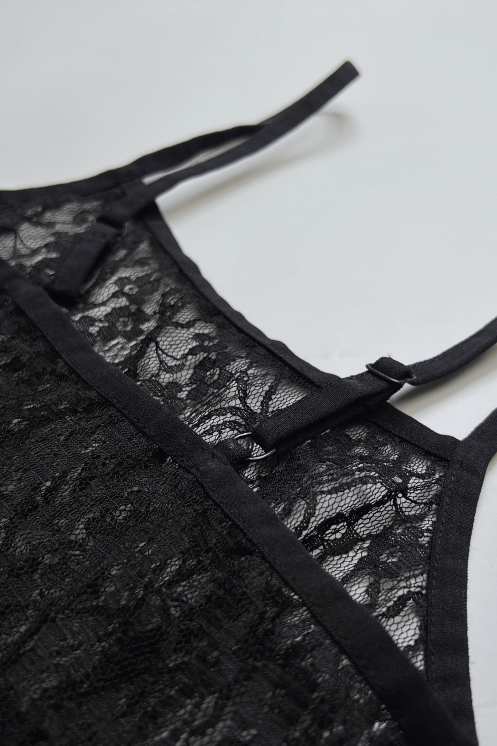 Black Sia lace tank - BEEGLEE