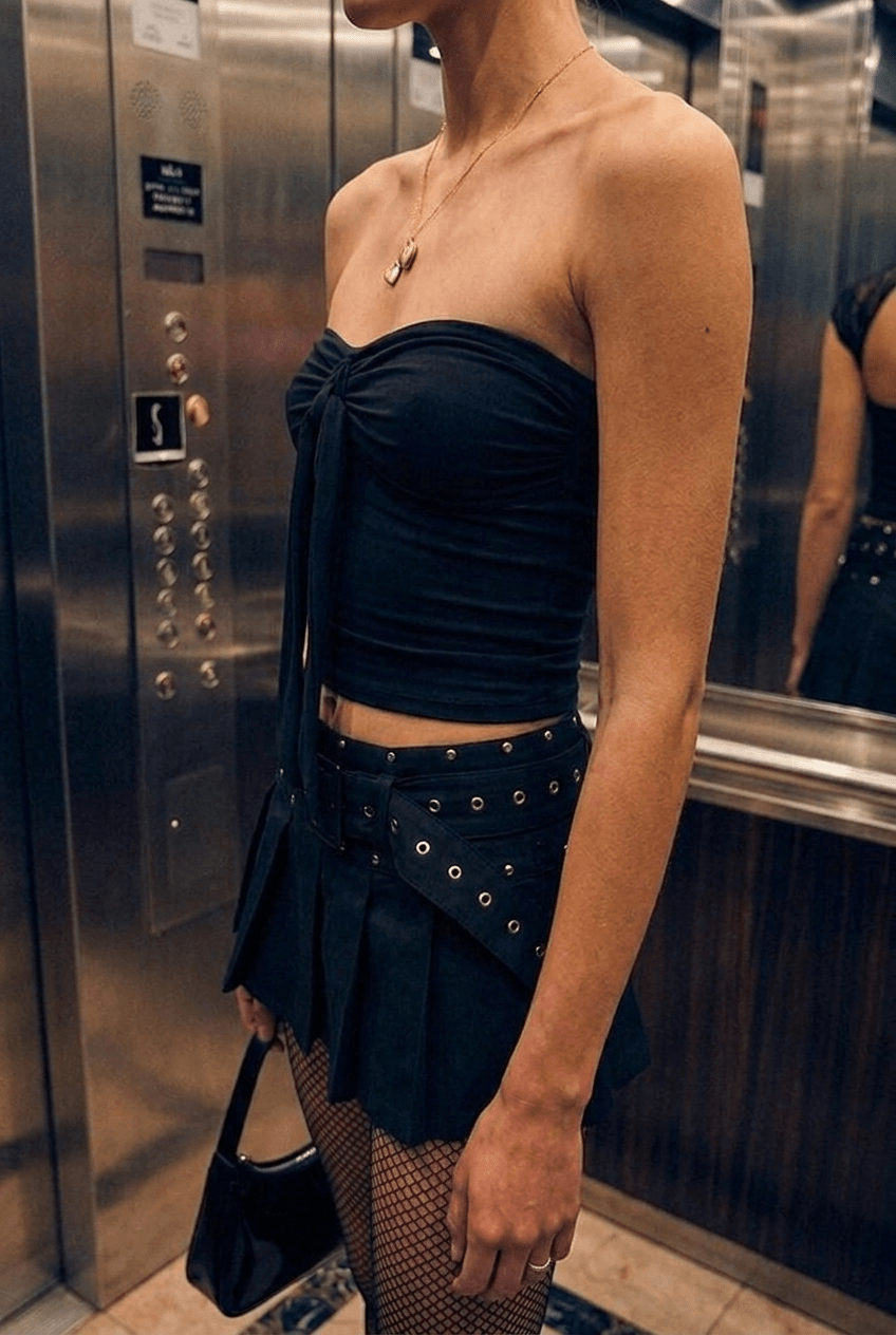 Black Slinky Halter Top - BEEGLEE
