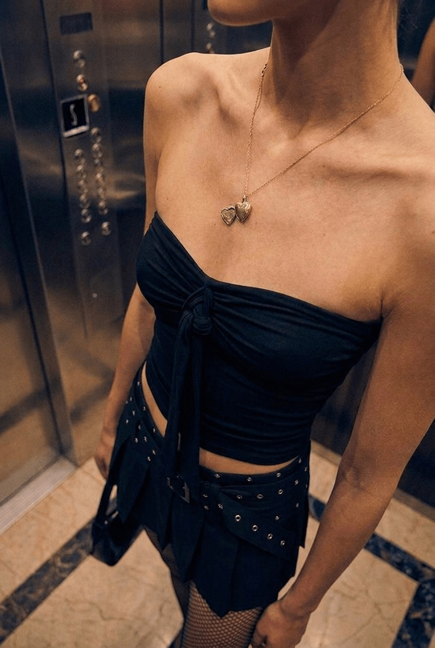Black Slinky Halter Top - BEEGLEE