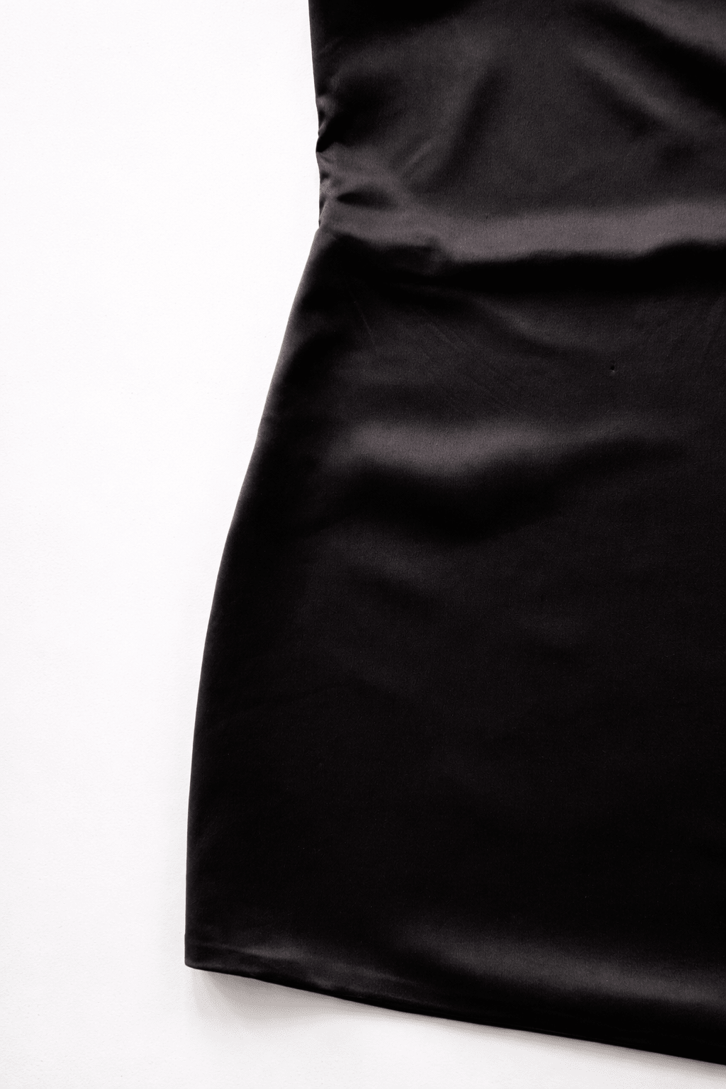 Black Stellar Slit Mini Dress - BEEGLEE