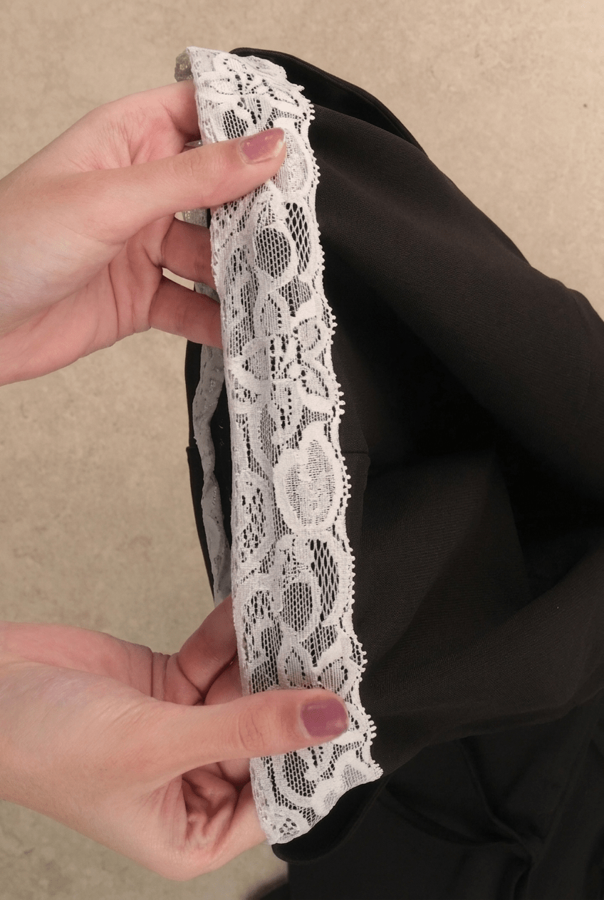 Black Tie-Up Capris - BEEGLEE