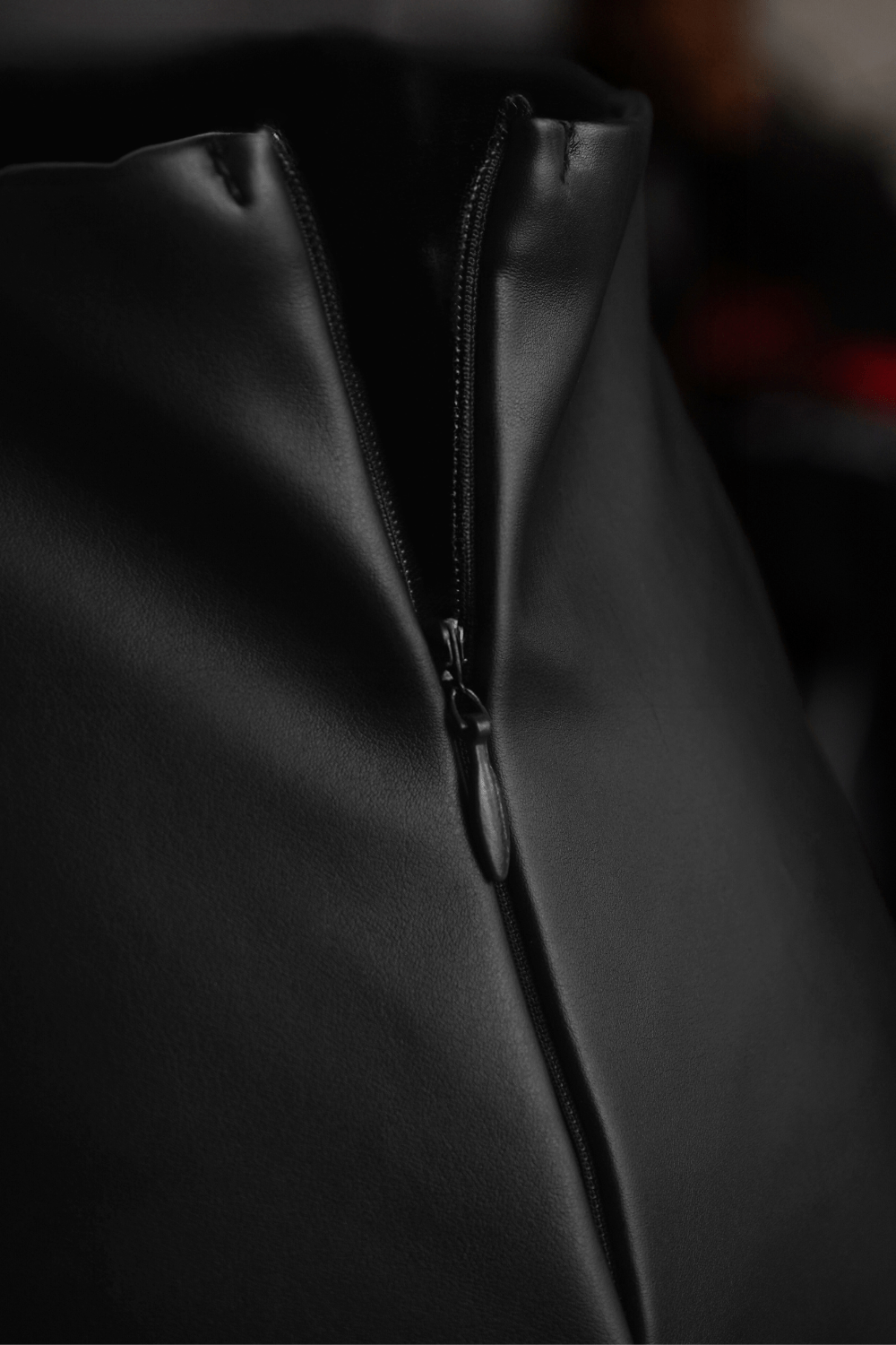 Black trumpet leather skirt - BEEGLEE