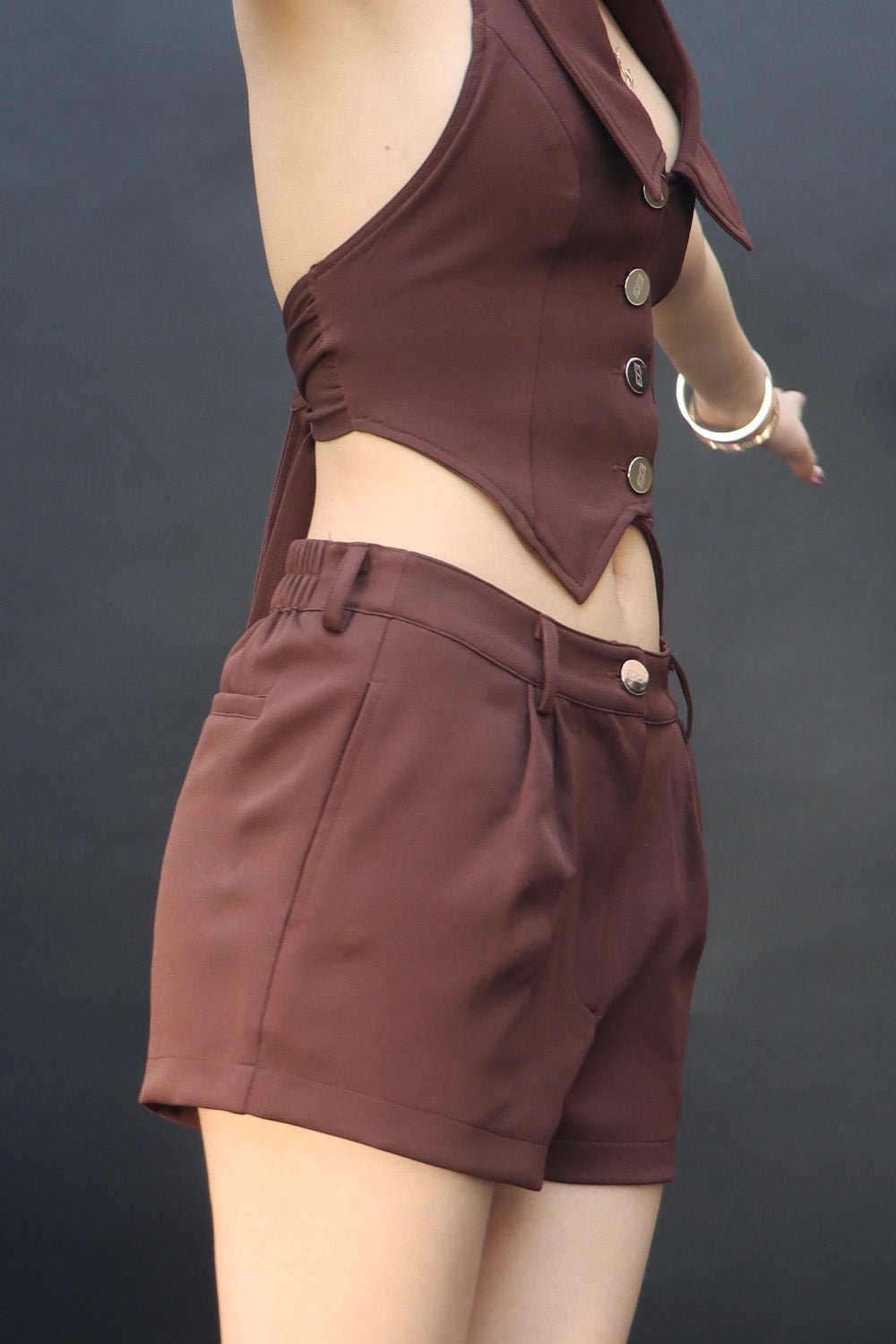 Brown Xerox Tailored Shorts - BEEGLEE