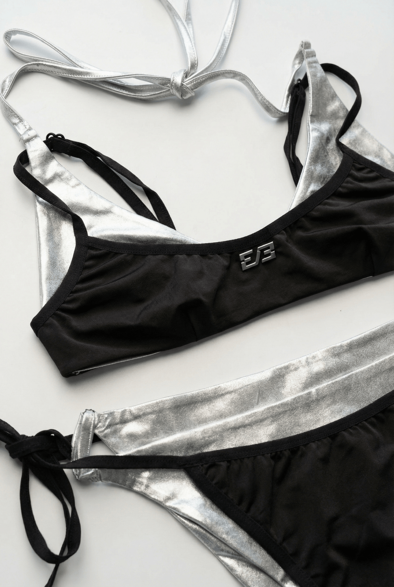 Graphite Gaze Set - BEEGLEE