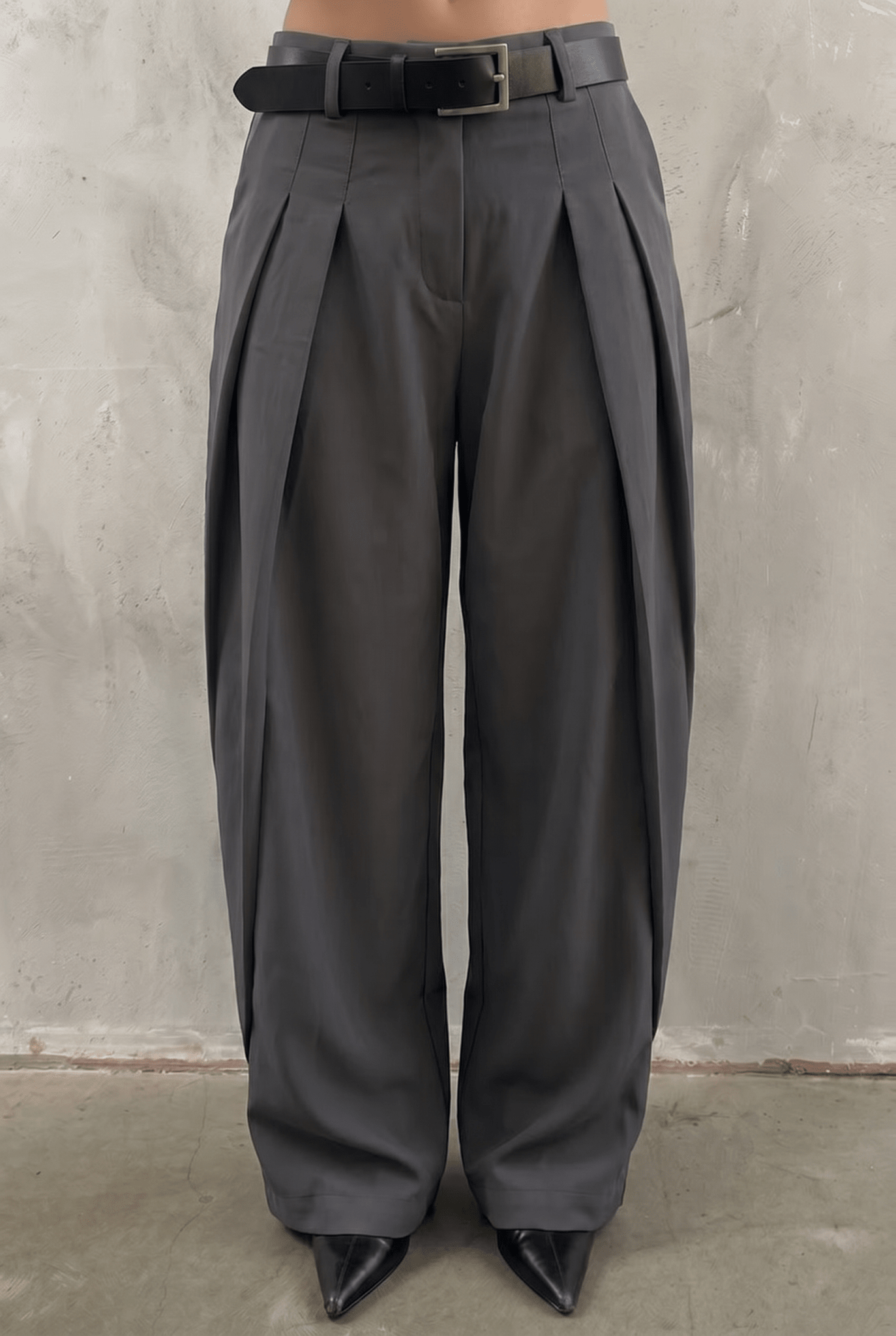 Grey Pleat - Front Trousers - BEEGLEE