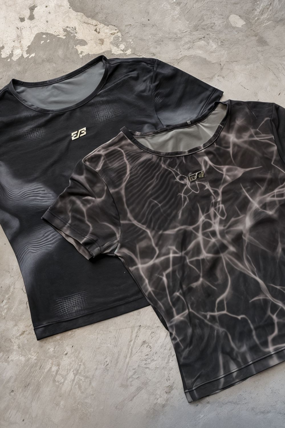 Grey Venom Top - BEEGLEE