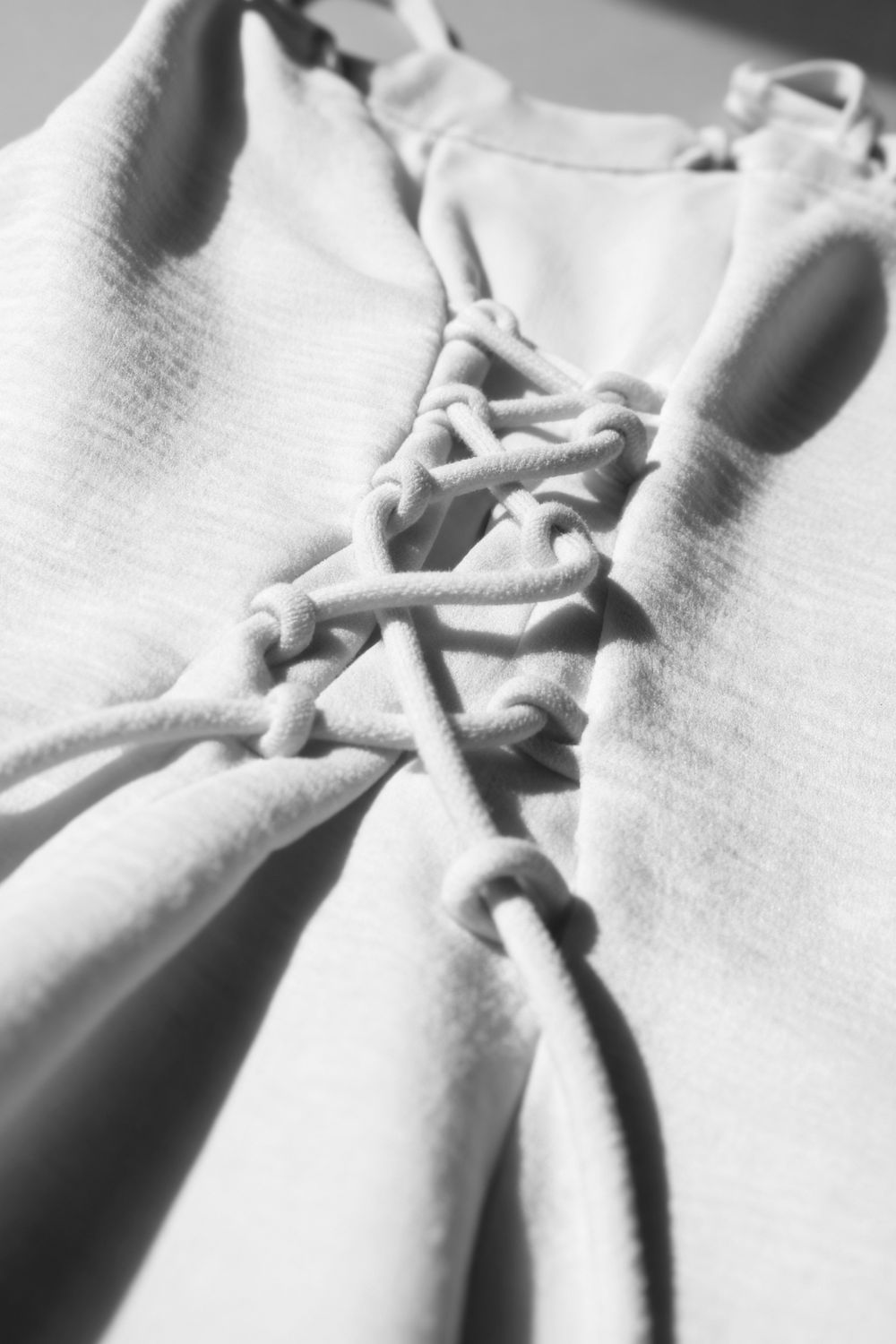 White Amore dress - BEEGLEE