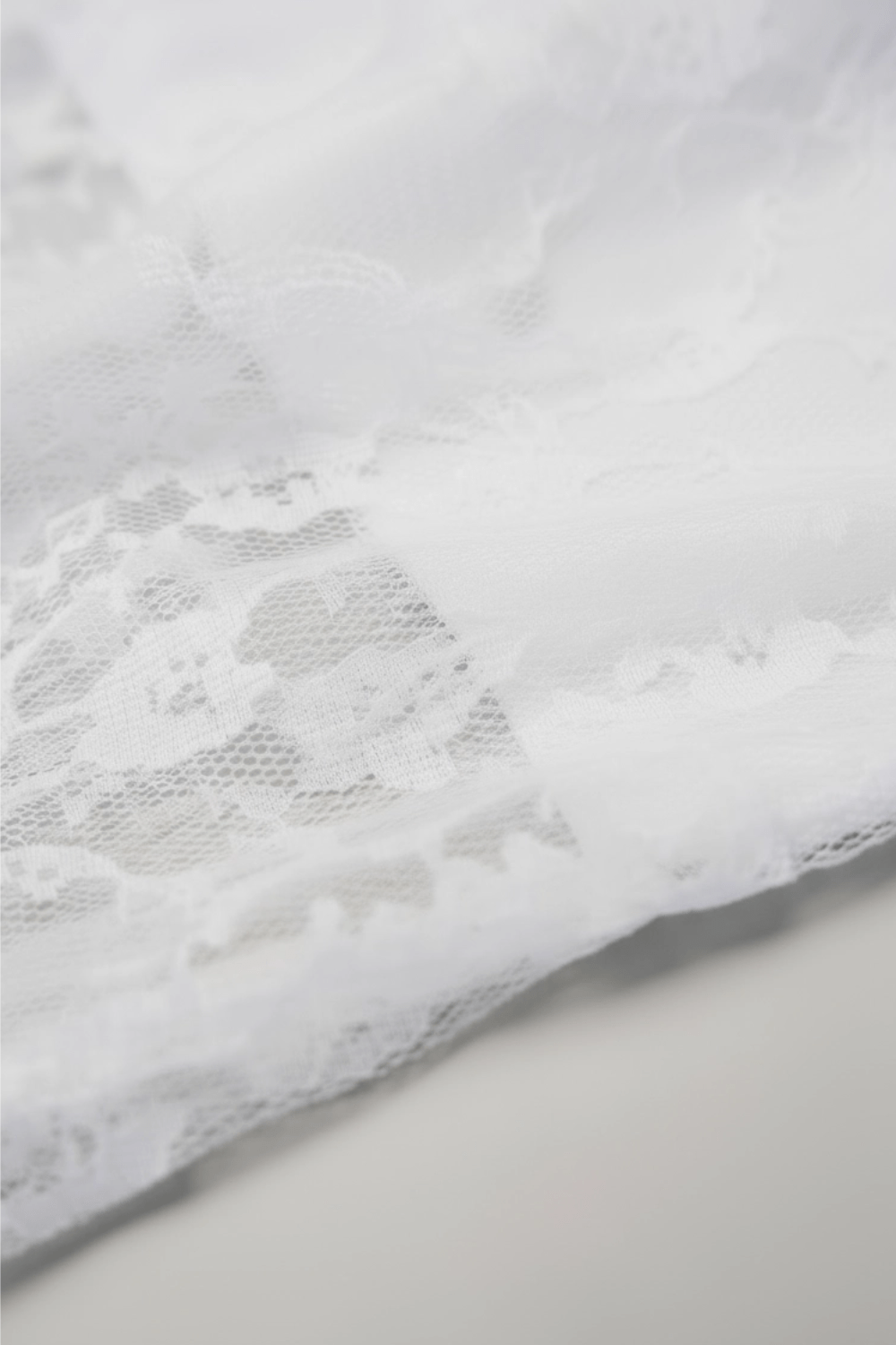 White Daina Lace maxi skirt - BEEGLEE