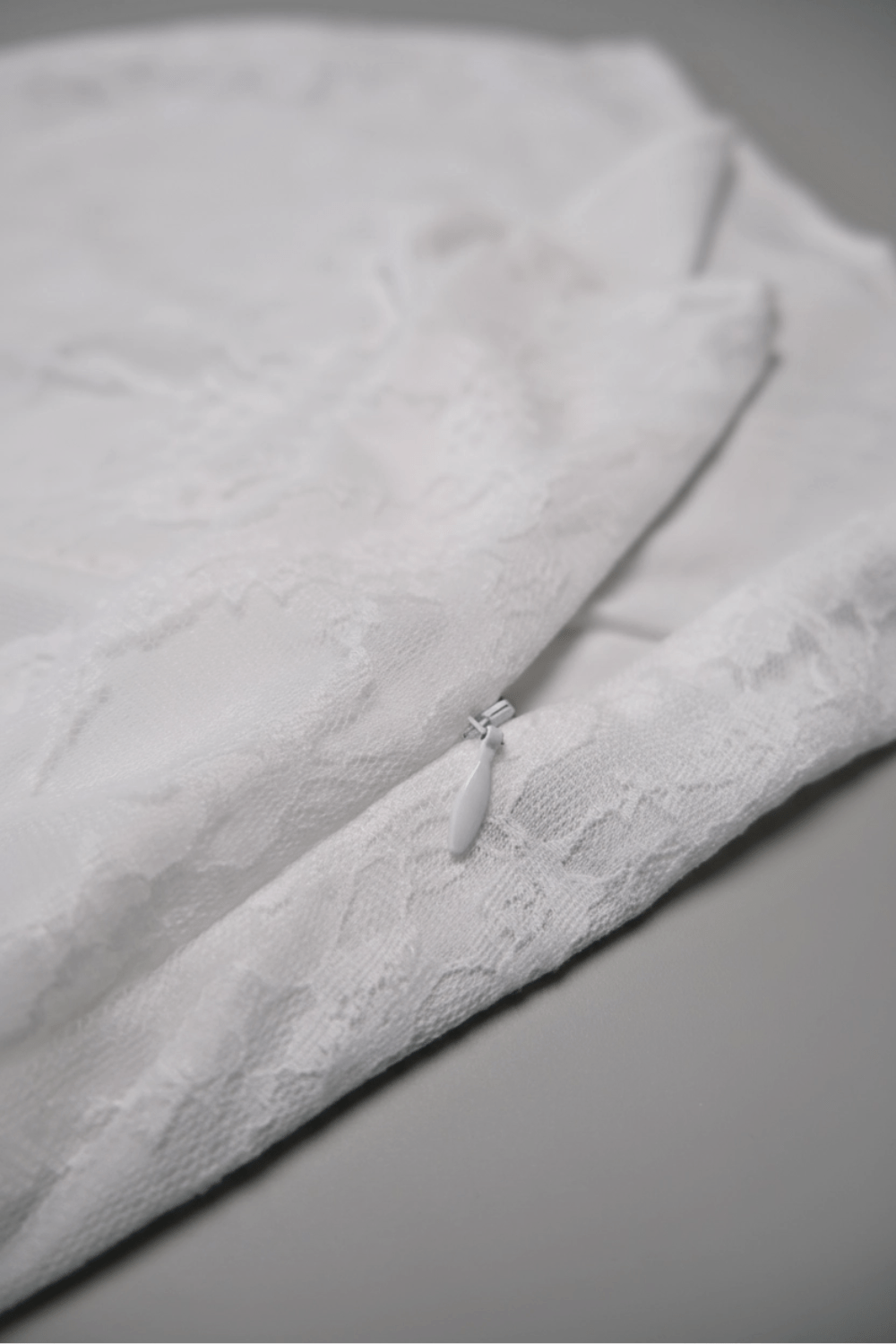 White Daina Lace maxi skirt - BEEGLEE