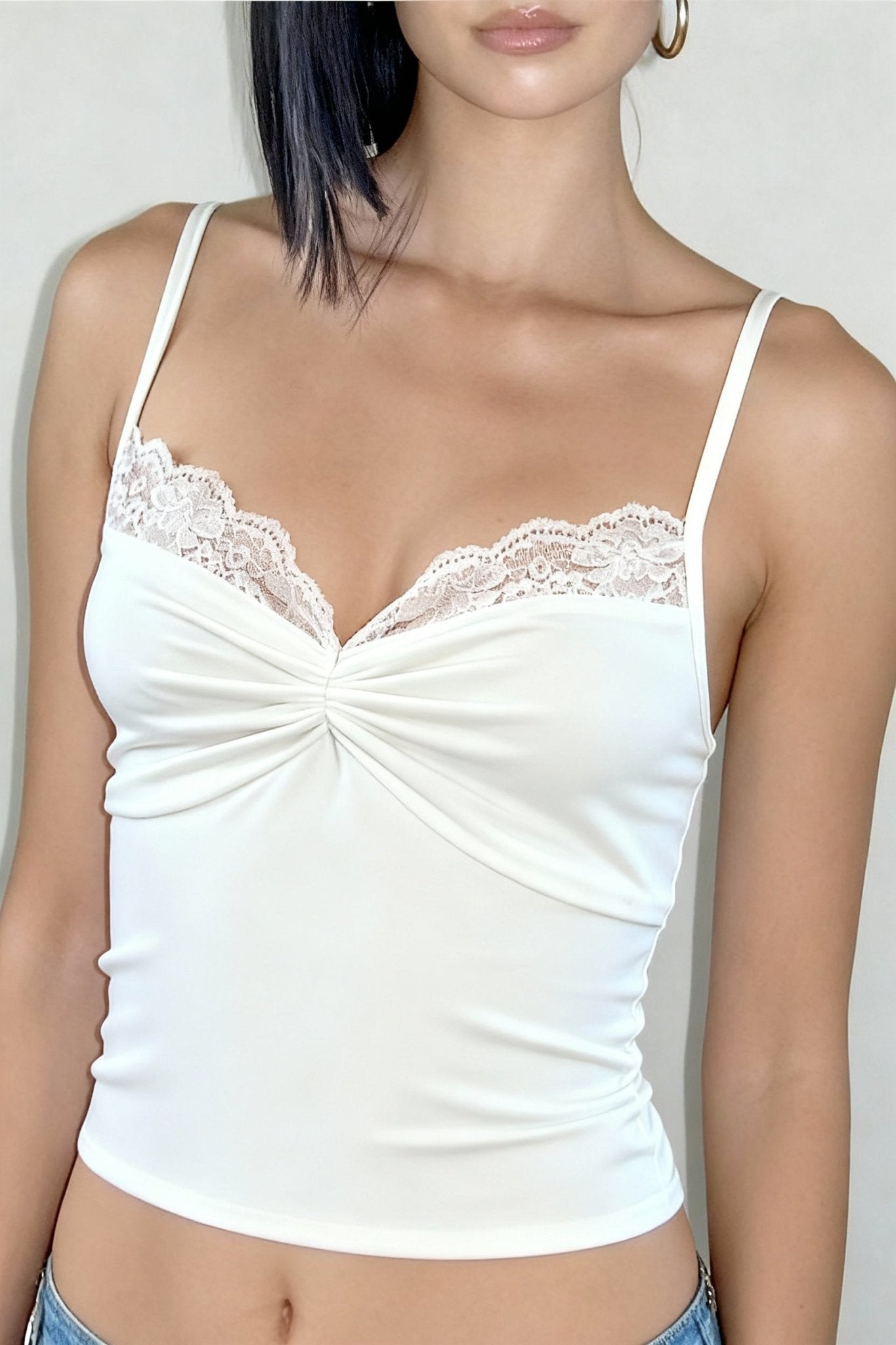 White Gather bust lace top - BEEGLEE