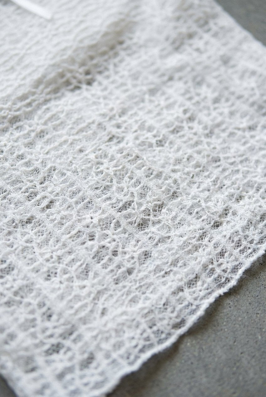 White Ribbon Keyhole Lace Top - BEEGLEE