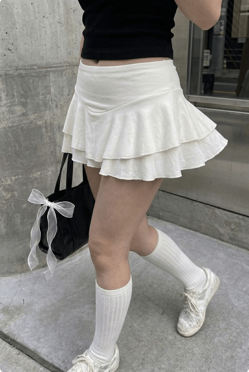 White V - Shape Ruffle Skort - BEEGLEE