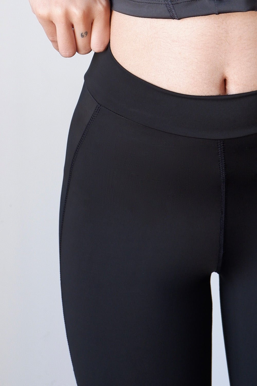 Black Refined Pixie Tights - BEEGLEE