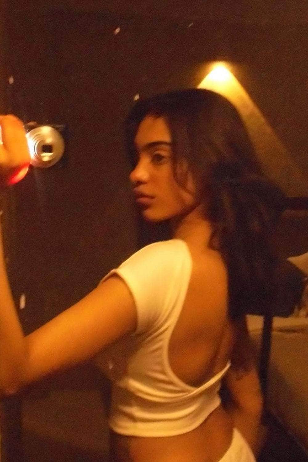 White Retro Backless Tee - BEEGLEE