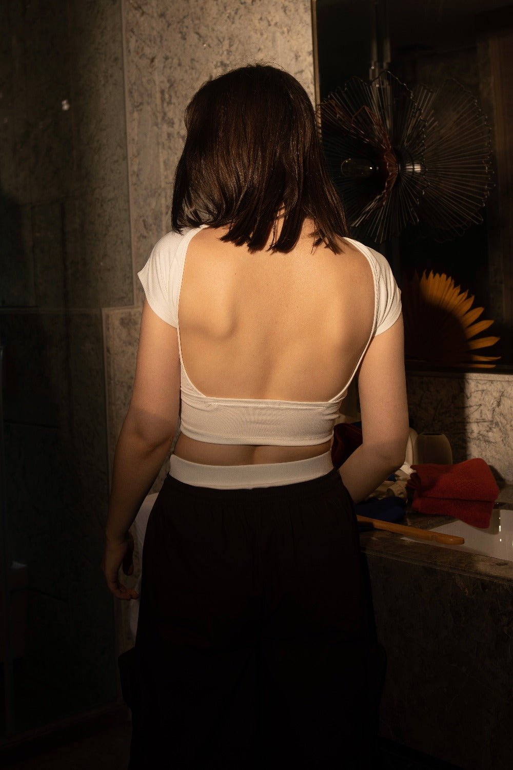 White Retro Backless Tee - BEEGLEE