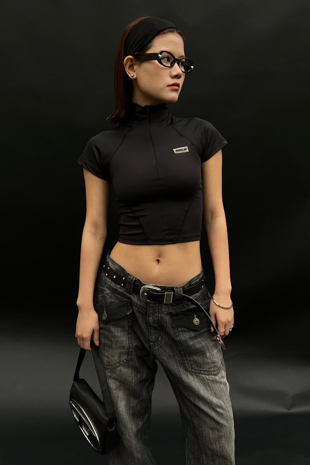 Black cropped racer top
