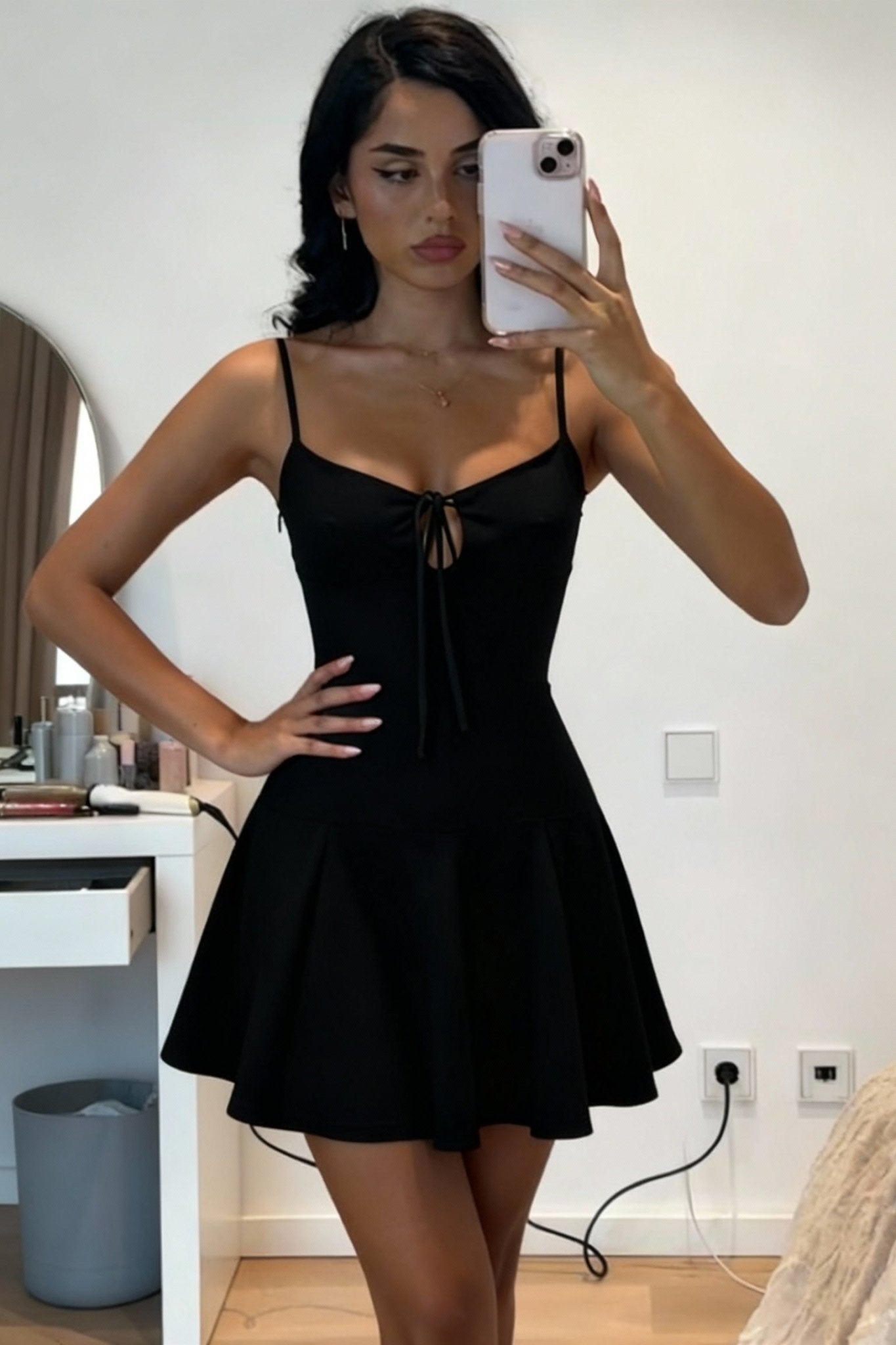 Black Amore dress - BEEGLEE