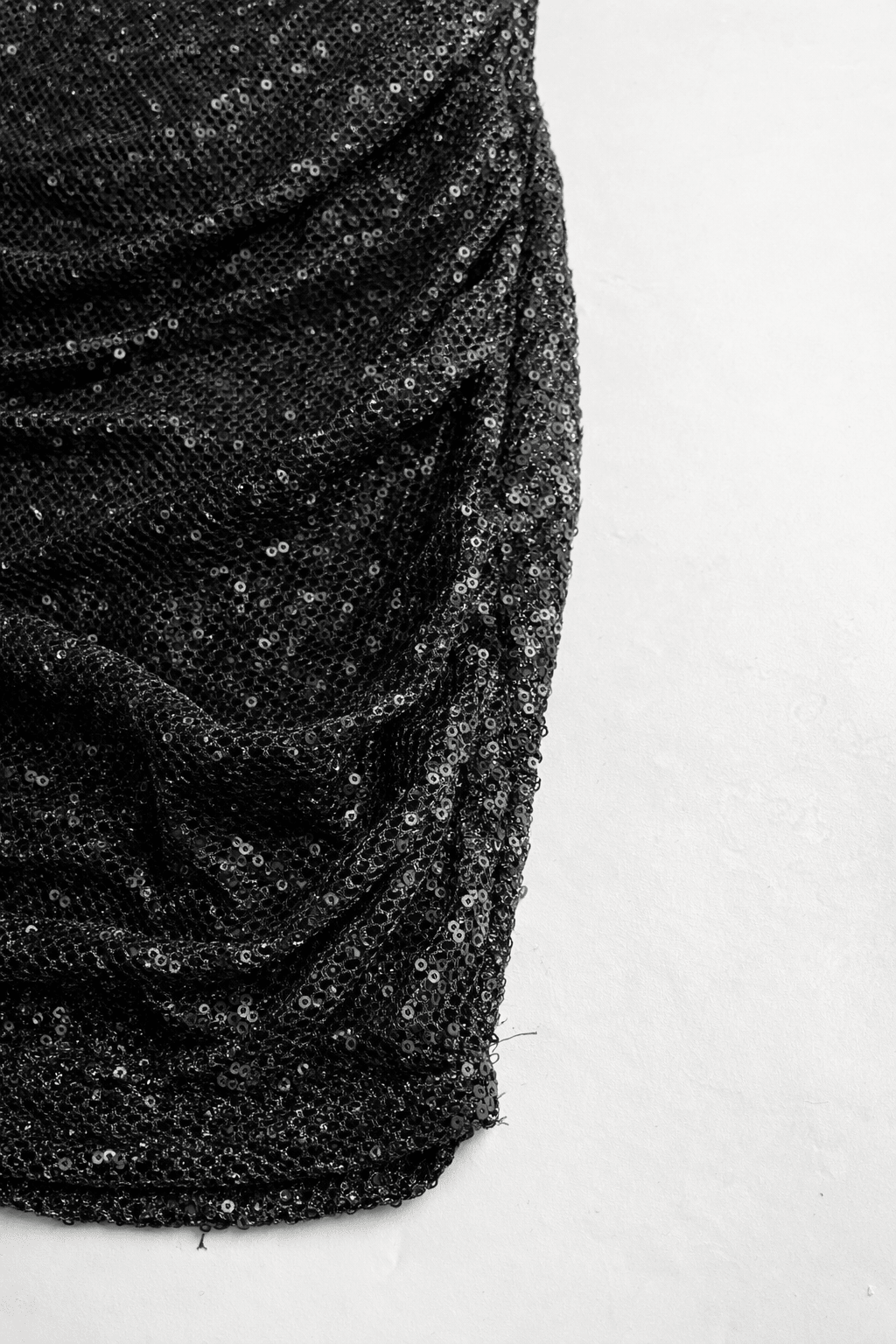 Black Ash sequins Dress - BEEGLEE