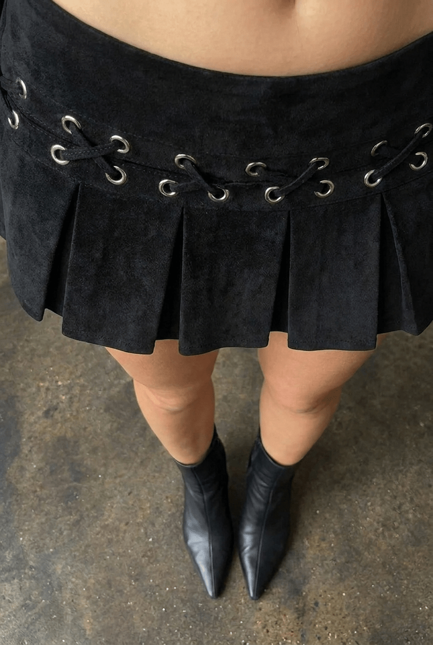 Black Draw Lace Skort - BEEGLEE