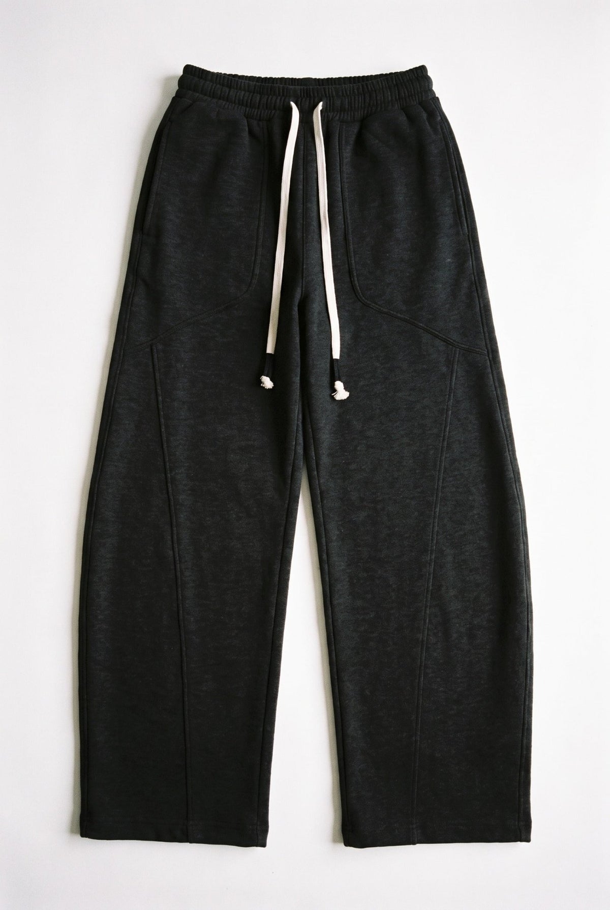 Black Dune Sweatpants - BEEGLEE