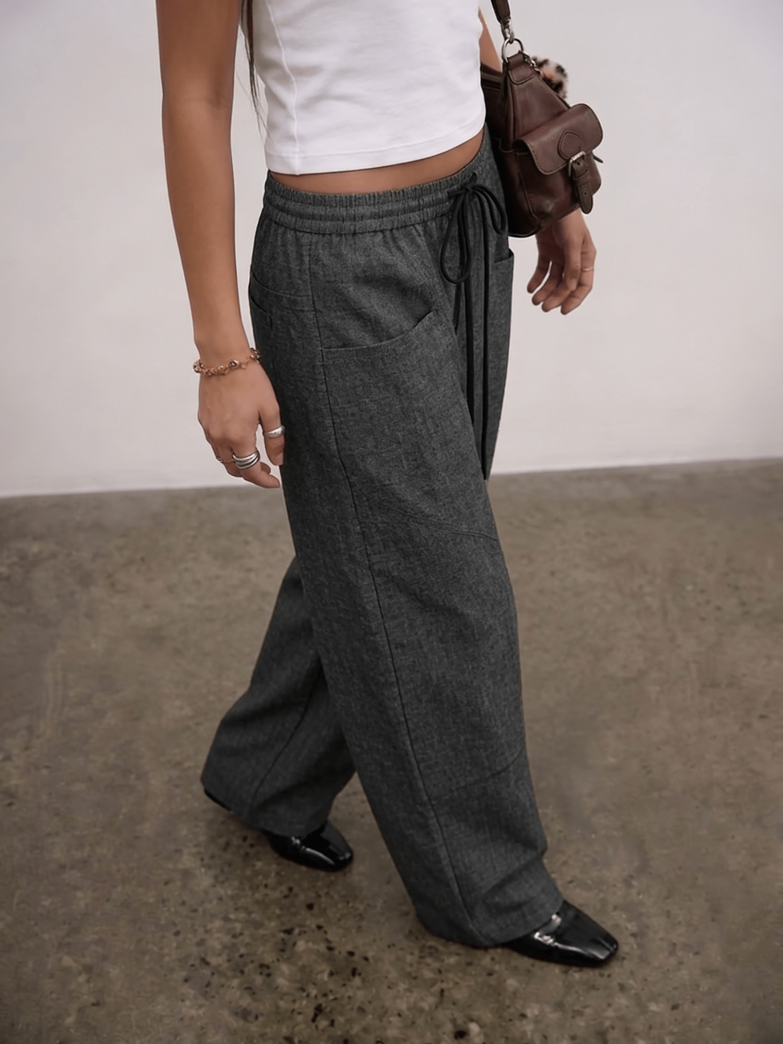 Black Elastic-Waist Trousers - BEEGLEE