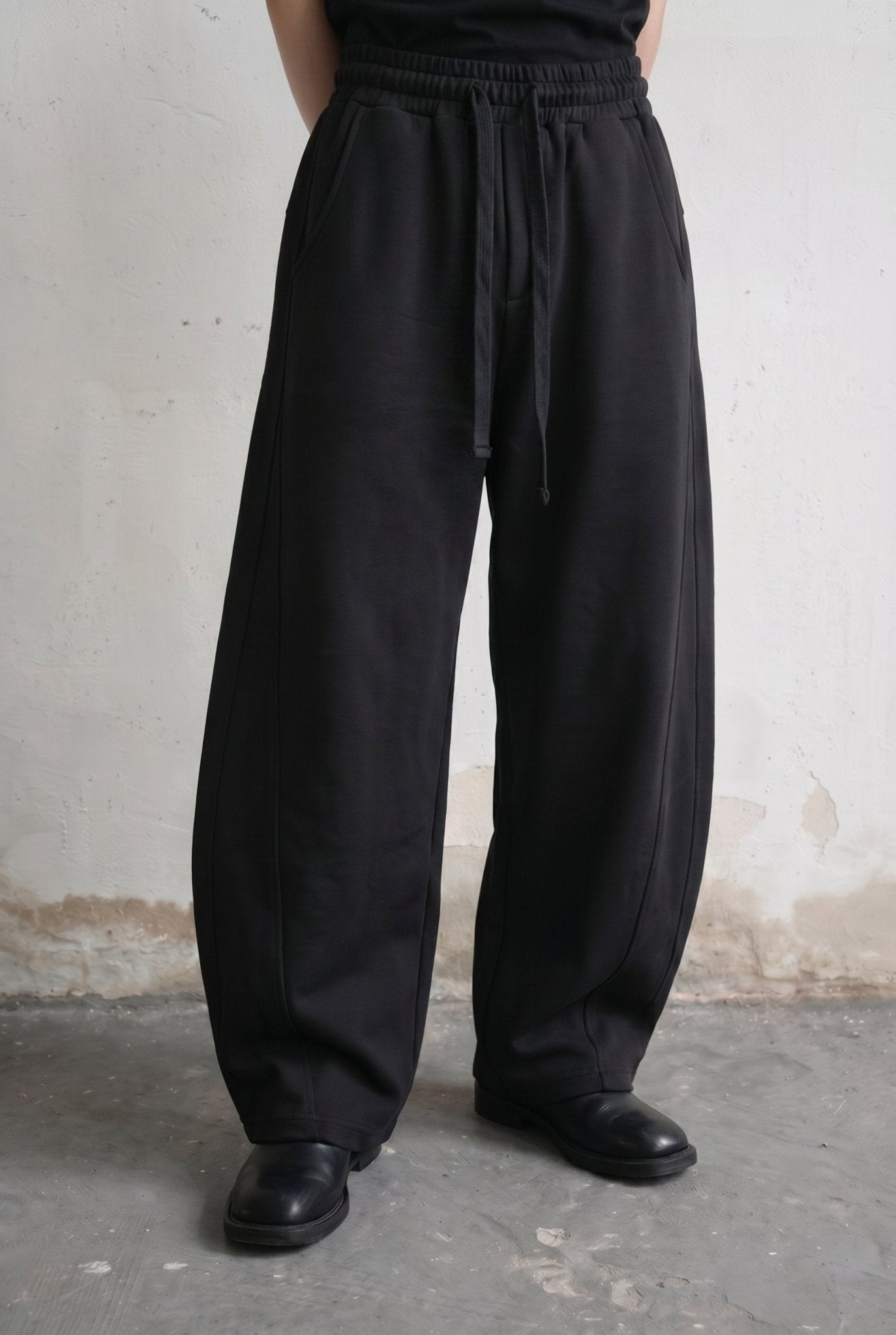 Black Eyelet Barrel Sweatpants - BEEGLEE