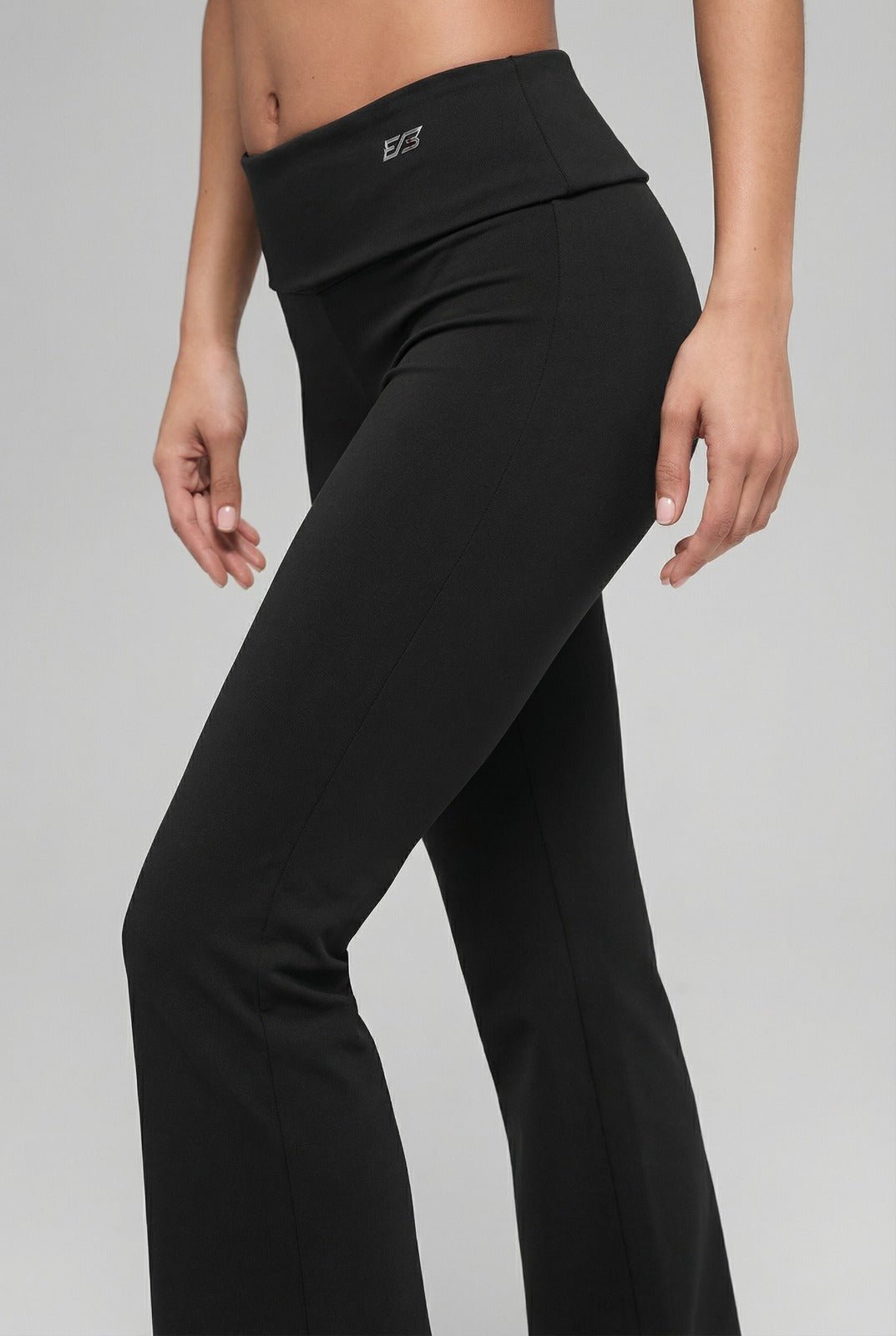 Black Flared folded pants - BEEGLEE