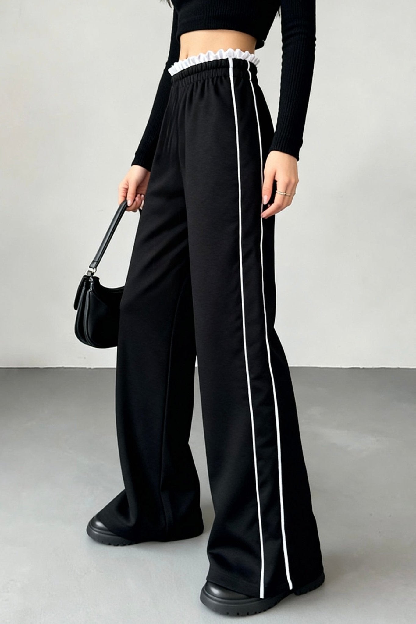 Black Frill Linen pants