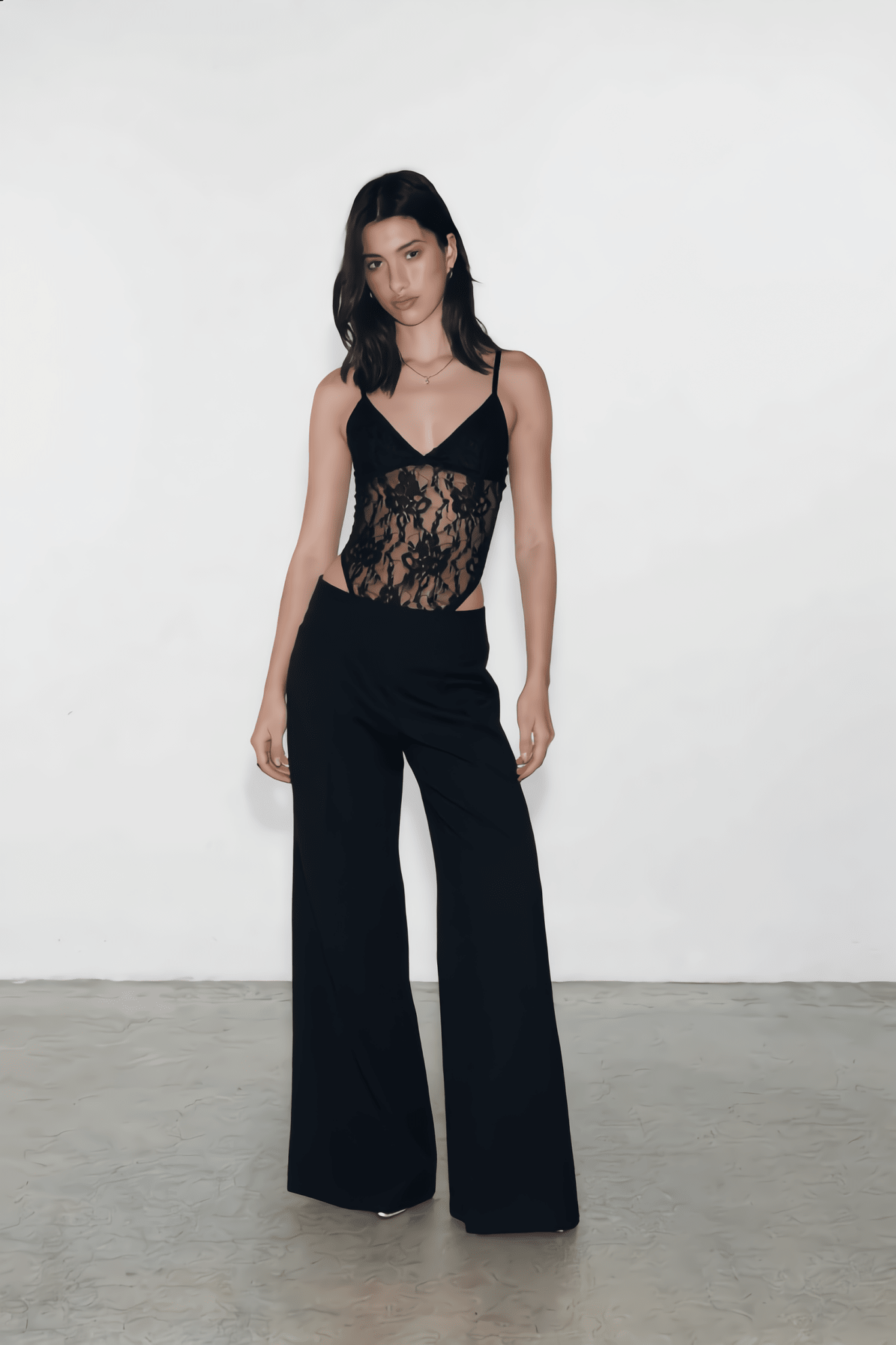 Black Gigi Lace Bodysuit - BEEGLEE