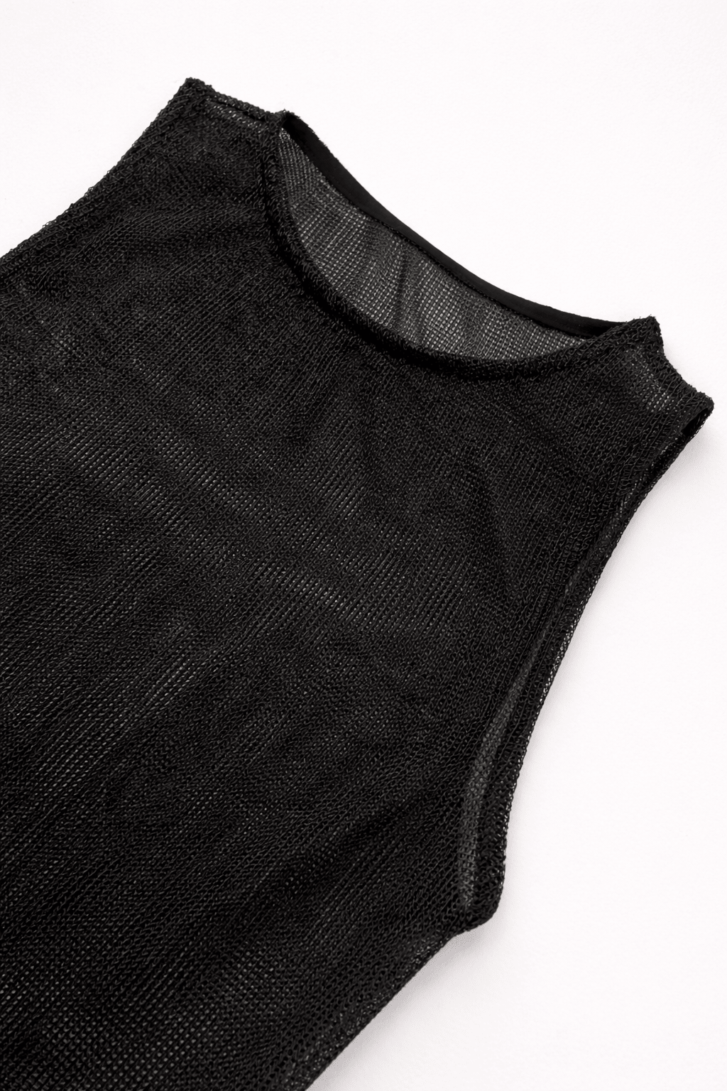 Black Gridlock Metallic Tank - BEEGLEE