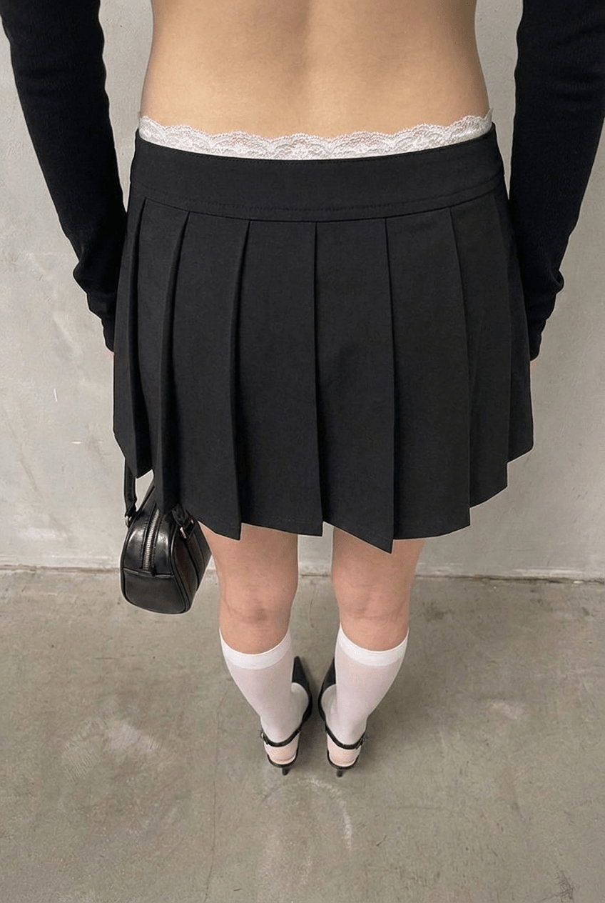 Black Lace-Trim Pleated Skort - BEEGLEE