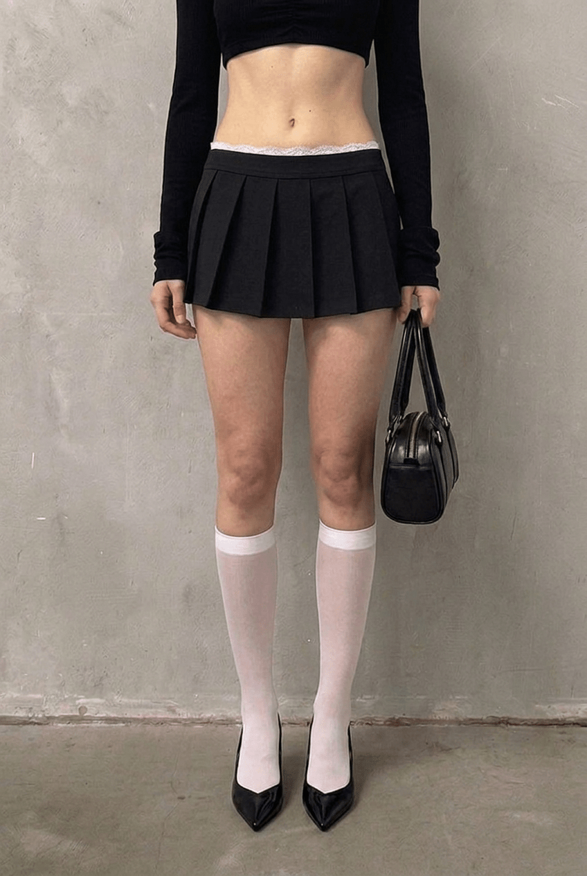 Black Lace-Trim Pleated Skort - BEEGLEE