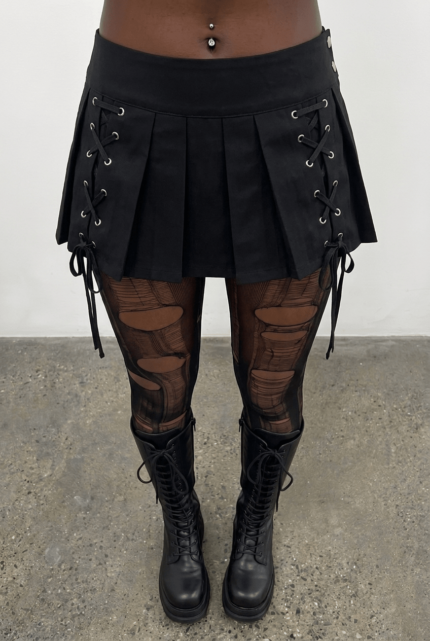 Black Laced Edge Skirt - BEEGLEE