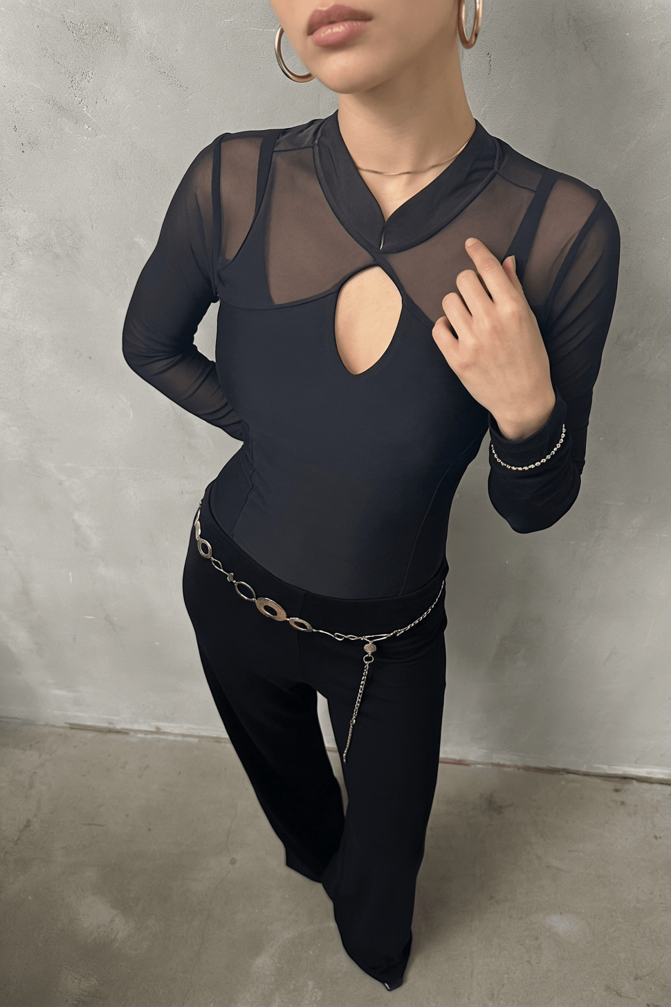 Black Mesh-Panel Keyhole Top - BEEGLEE