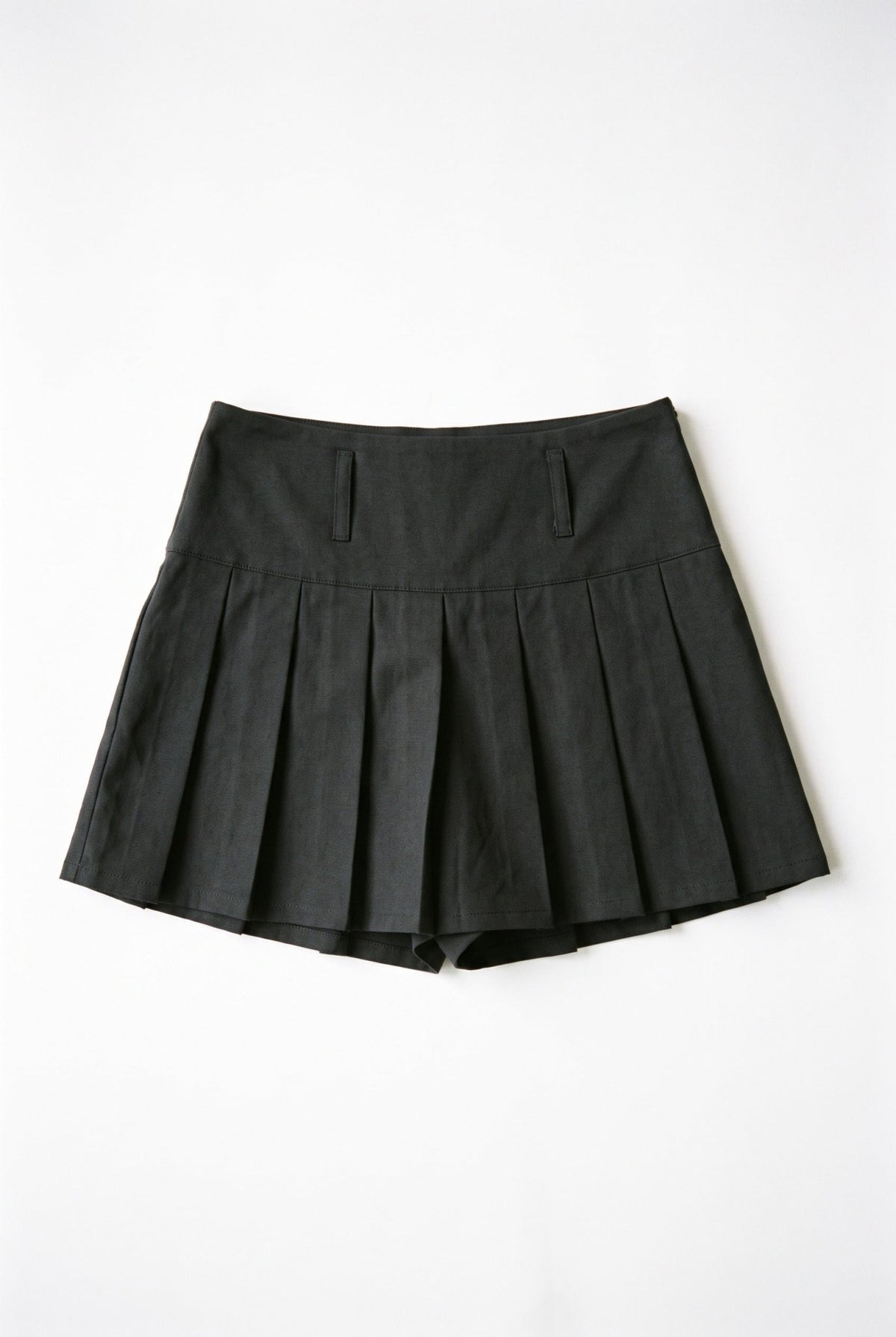 Black Pleated Tennis Skort - BEEGLEE
