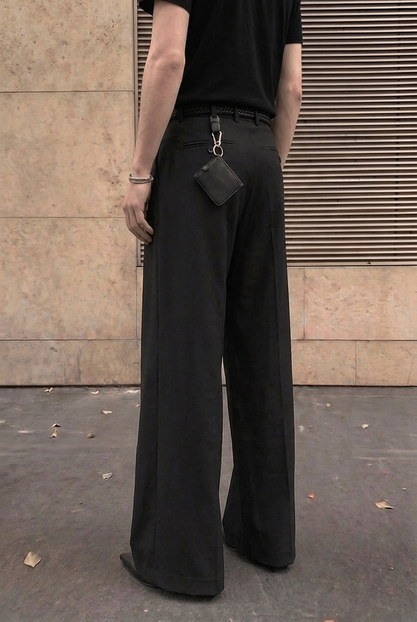 Black Protagonist Pants - BEEGLEE
