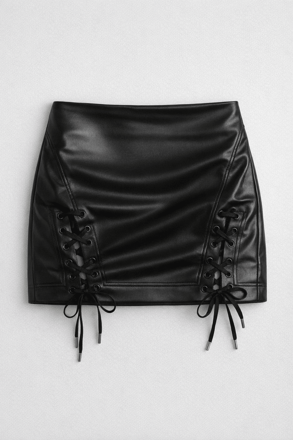 Black Razorlace Skirt - BEEGLEE