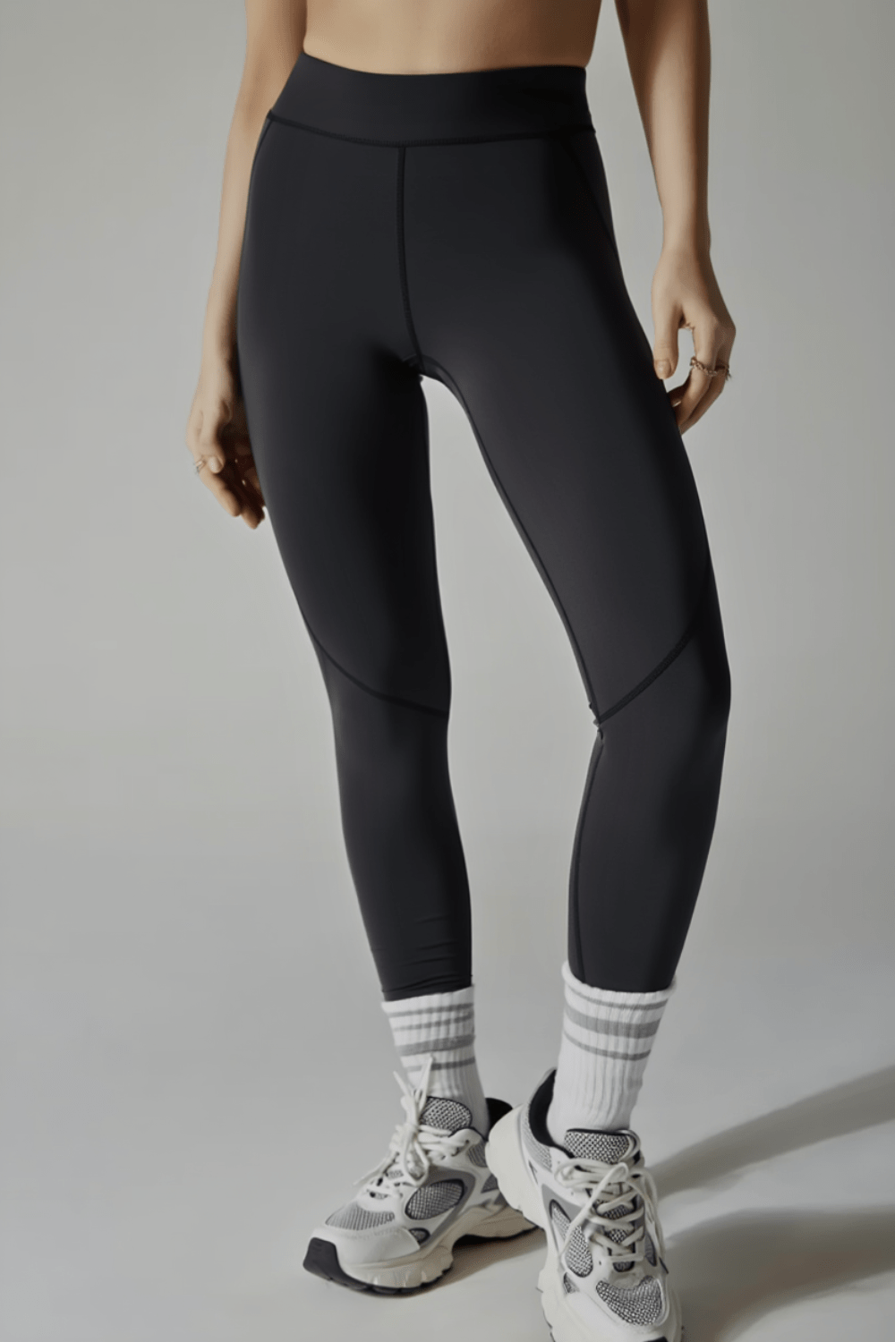 Black Refined Pixie Tights - BEEGLEE